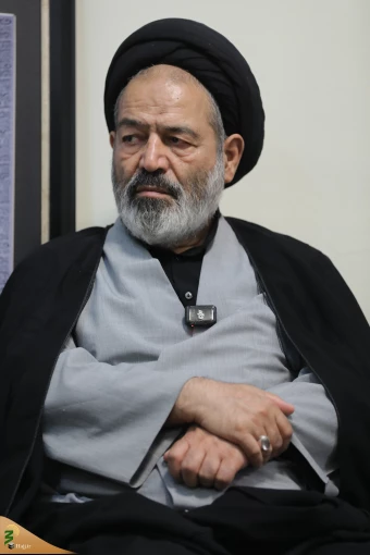دیدار حجت الاسلام نواب با مسئول موسسه فرهنگی شهید محراب در نجف 14