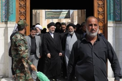 دیدار حجت الاسلام نواب با مسئول موسسه فرهنگی شهید محراب در نجف 16