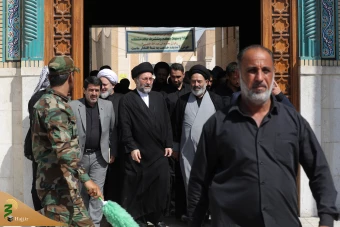 دیدار حجت الاسلام نواب با مسئول موسسه فرهنگی شهید محراب در نجف 16