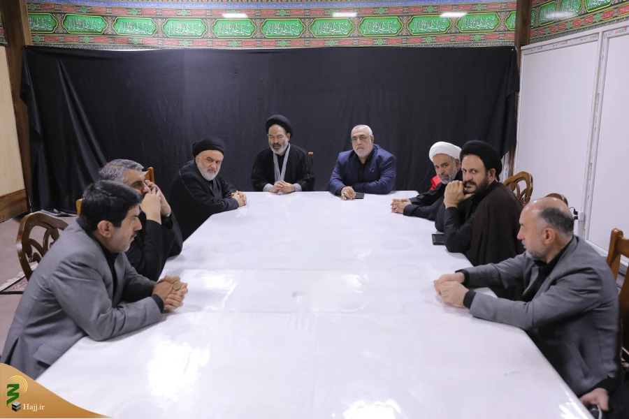 بازدید مسئولان بعثه و امورحج و زیارت از قرارگاه موقت کنسولگری کشورمان در نجف 3