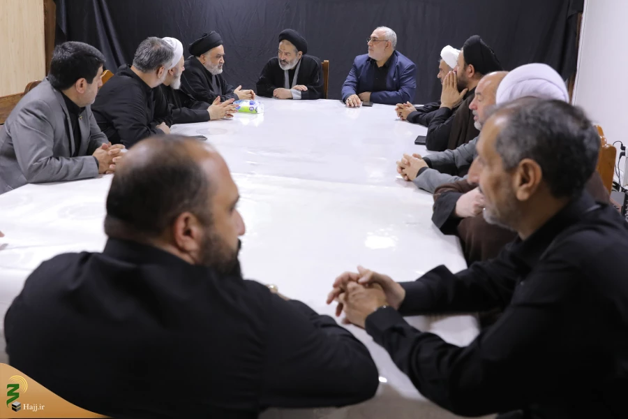 بازدید مسئولان بعثه و امورحج و زیارت از قرارگاه موقت کنسولگری کشورمان در نجف 7