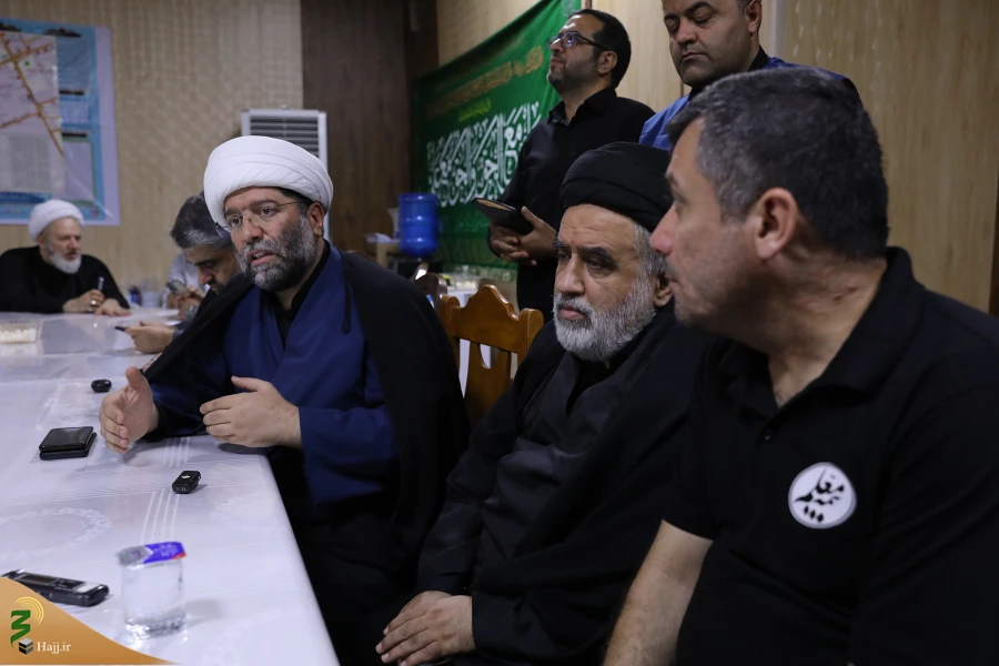 بازدید مسئولان بعثه و امورحج و زیارت از قرارگاه موقت کنسولگری کشورمان در نجف 18