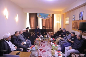 Supreme Leader Delegation Office and Hajj and Pilgrimage officials meet in Karbala at the eve of Arbaeen