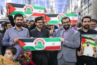 
بازگشت حاجی بازداشت‌شده در عربستان به وطن
 2