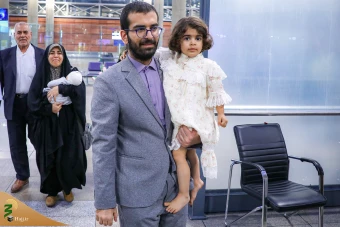 
بازگشت حاجی بازداشت‌شده در عربستان به وطن
 7