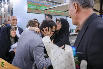 
بازگشت حاجی بازداشت‌شده در عربستان به وطن
 8