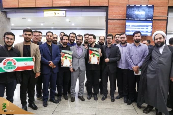 
بازگشت حاجی بازداشت‌شده در عربستان به وطن
 22