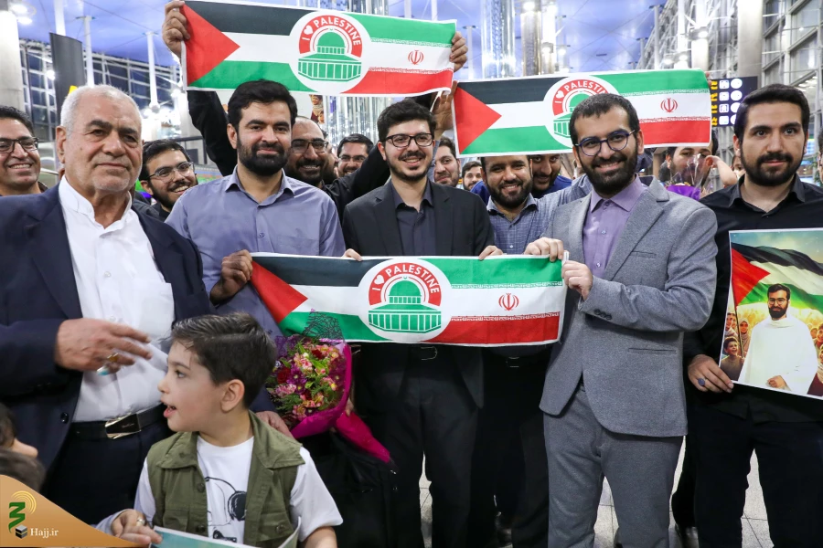 
بازگشت حاجی بازداشت‌شده در عربستان به وطن
 16