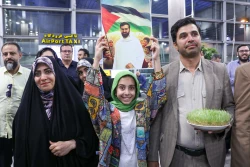 
بازگشت حاجی بازداشت‌شده در عربستان به وطن
 19