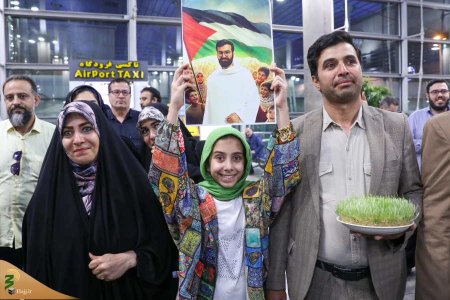 
بازگشت حاجی بازداشت‌شده در عربستان به وطن
 19