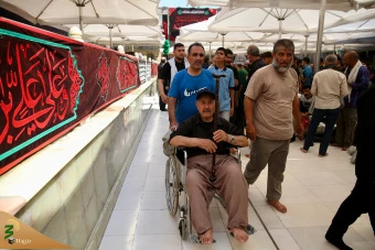  زائران اربعین حسینی در حرم حضرت امیرالمؤمنین علی علیه السلام 3