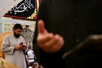  زائران اربعین حسینی در حرم حضرت امیرالمؤمنین علی علیه السلام 4