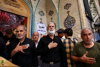  زائران اربعین حسینی در حرم حضرت امیرالمؤمنین علی علیه السلام 19