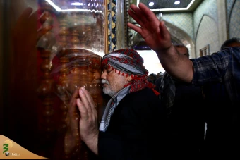  زائران اربعین حسینی در حرم حضرت امیرالمؤمنین علی علیه السلام 16