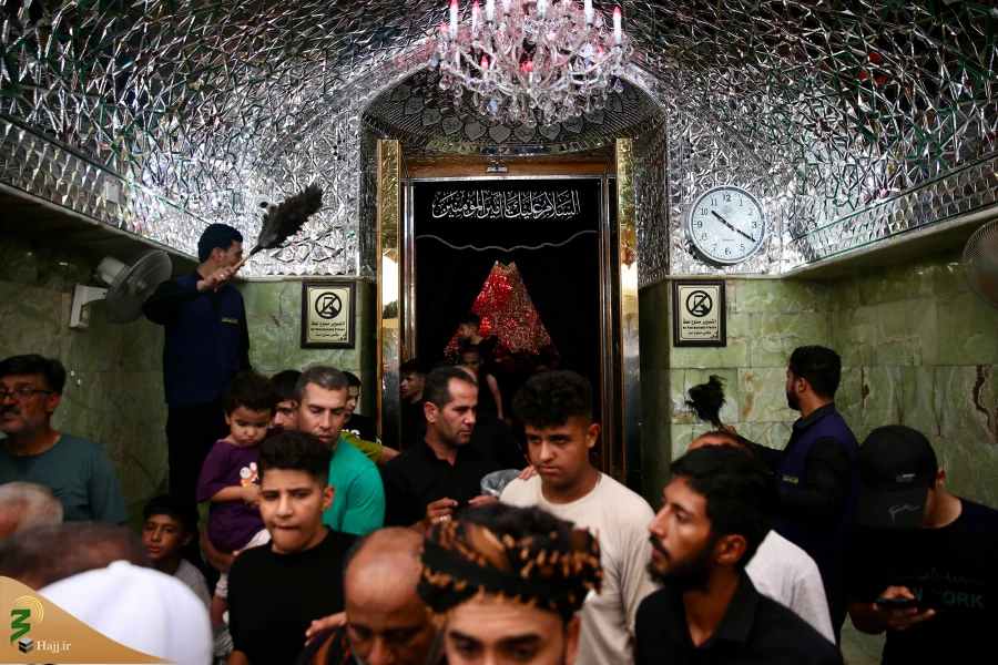 زائران اربعین حسینی در حرم حضرت امیرالمؤمنین علی علیه السلام 26