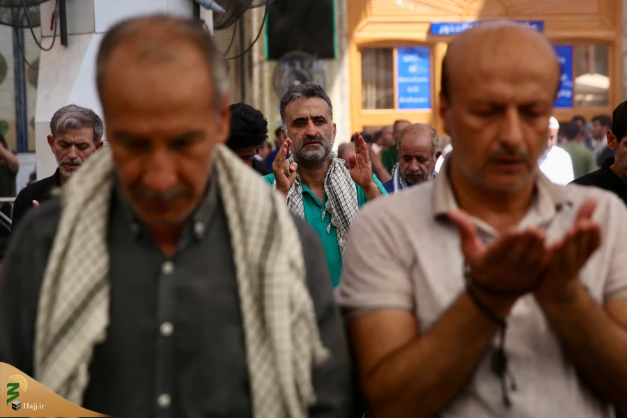  زائران اربعین حسینی در حرم حضرت امیرالمؤمنین علی علیه السلام 27