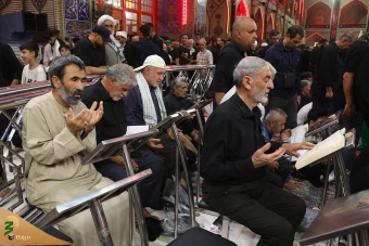  زائران اربعین حسینی در حرم حضرت امیرالمؤمنین علی علیه السلام 32
