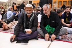 زائران اربعین حسینی در حرم حضرت امیرالمؤمنین علی علیه السلام 28