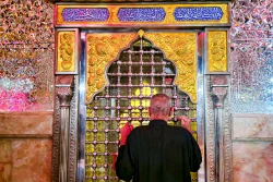 زائران اربعین حسینی در حرم امام کاظم و امام جواد علیه السلام 5
