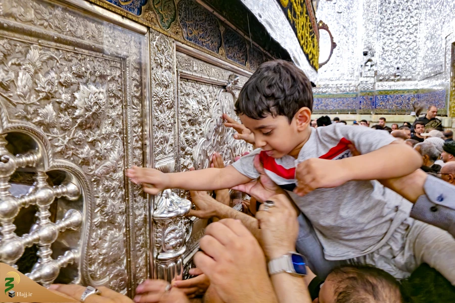 زائران اربعین حسینی در حرم امام کاظم و امام جواد علیه السلام 27