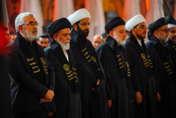 سیاه پوش شدن حرم امیرالمؤمنین علیه السلام در آستانه رحلت رسول اکرم(ص) 5