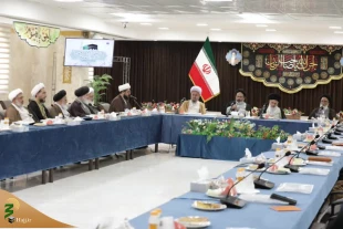 انعقد الاجتماع المشترک لأعضاء مجلس الخبراء و ممثل الولی الفقیه فی شؤون الحج و الزیارة فی مدینة قم المقدسة 2