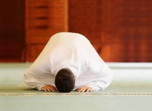 پاک بودن مکان نمازگزار