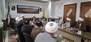 در تهران برگزار شد؛
نشست توجیهی روحانیون کاروان‌های عمره 4