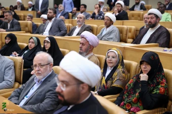 
افتتاحیه سی‌وهشتمین کنفرانس بین‌المللی وحدت اسلامی
 5