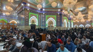 در آستانه ولادت پیامبر اسلام (ص)
تلاوت دعای کمیل زائران ایرانی در کربلای معلی