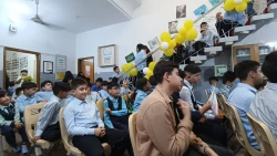 حضور کارکنان بعثه رهبری در مدرسه حسینی کربلا 6