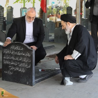 ادای احترام مسئولان حج و زیارت به شهدای منا و مکه 30