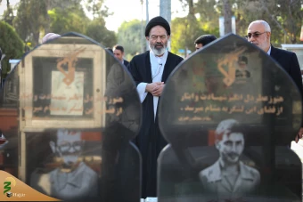 ادای احترام مسئولان حج و زیارت به شهدای منا و مکه 19