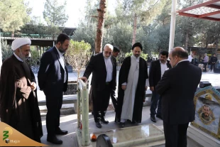 کرم مسؤولی بعثة سماحة القائد و منظمة الحج و الزیارة ذکری شهداء منى و مکة متزامناً مع الذکرى التاسعة لکارثة منی 2