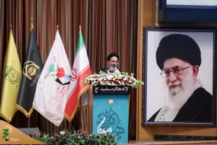 جری بحضور مسؤولی منظمة الحج و الزیارة و موسسه الشهید الذکری السابع «للزنباق البیضاء» 4