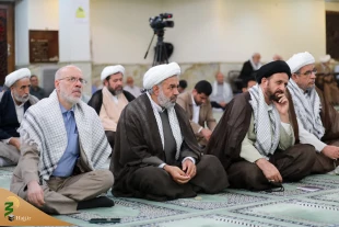 طلب ممثل الولی الفقیه فی شؤون الحج و الزیارة فی مراسم تکریم أسبوع الدفاع المقدس نجدة شعب لبنان مثل تضحیات فتره الدفاع المقدس 2