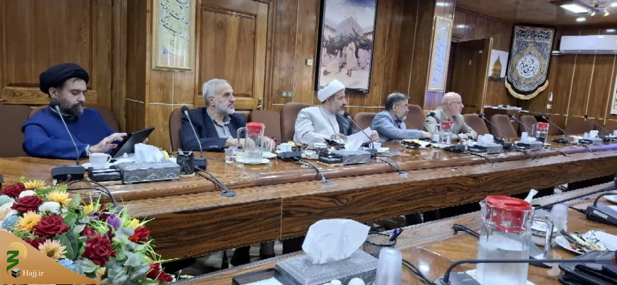 به میزبانی بعثه مقام معظم رهبری برگزار شد؛

شصت‌ و پنجمین جلسه کارگروه قرآنی اعتاب مقدسه و بقاع متبرکه ایران اسلامی 5