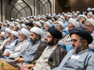حجت‌الاسلام والملسمین نواب خطاب به روحانیون کاروان‌های عمره:

نیازسنجی زائران و ارتقاء سطح علمی، مهمترین وظیفه‌ی کنونی روحانیون کاروان‌ها است 13