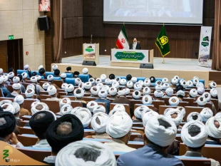 Hojjat al-Islam Navvab: Assessing Needs of Pilgrims Is Most Important Task of Umrah Caravans' Clergymen 2