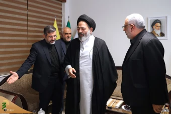 ادای احترام به مقام والای شهید سید حسن نصرالله 3