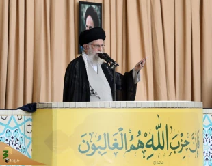 رهبر انقلاب اسلامی در خطبه‌‎های نماز جمعه:

اقدام درخشان نیروهای مسلح در مجازات رژیم صهیونیستی کاملاً قانونی و مشروع بود 3
