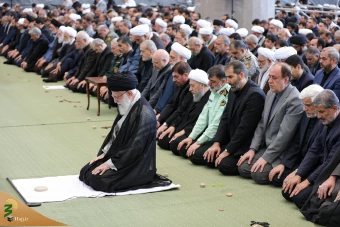 بزرگداشت شهید سیدحسن نصرالله  و اقامه نماز جمعه تهران به امامت رهبر معظم انقلاب  15