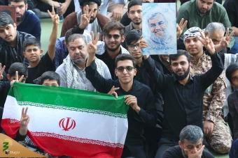 بزرگداشت شهید سیدحسن نصرالله  و اقامه نماز جمعه تهران به امامت رهبر معظم انقلاب  37
