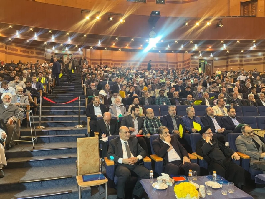 در همایش تجلیل از موکب‌داران نمونه کشور عنوان شد؛
۹۵ درصد زائران خارجی اربعین، ایرانی هستند 2