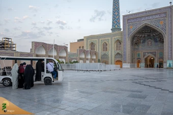 تشرف جمعی از جانبازان لبنانی به حرم مطهر رضوی 17
