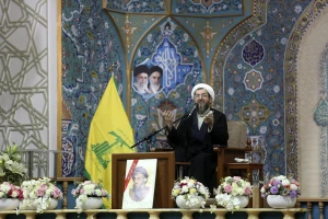 ماندگاری در حرم مطهر بانوی کرامت:

نهضت امام خمینی(ره) مدرسه‌ای برای تربیت منتظران ظهور است