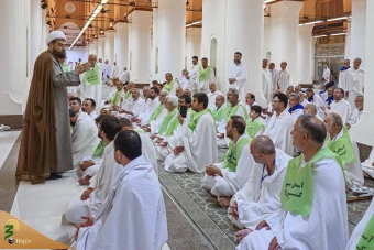 احرام عمره گزاران ایرانی در مسجد شجره 7
