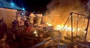 آوارگان فلسطینی‌ در آتش اشغالگران سوختند