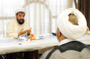 روحانی کاروان کارگزار امور فرهنگی در کاروان باشد