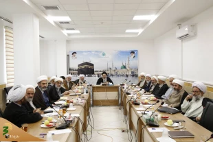 عکس خویش‌انداز در حالت احرام، موضوع مورد بحث نشست فقهی نمایندگان بیوت مراجع تقلید 9
